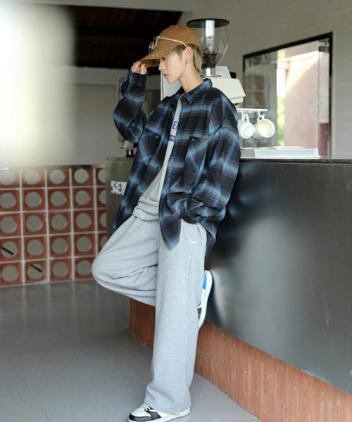 neos(ネオス)の「【neos -addictive design-】ルーズシルエット レトロ チェック オーバー ツイル シャツ(シャツ/ブラウス・メンズ・ネイビー/レッド/ブラウン/ベージュ・MEDIUM/LARGE/X-LARGE)」の21枚目の写真