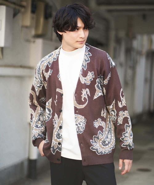 a.v.v（アーヴェヴェ）の「ペイズリー柄ワイドシルエットカーディガン（カーディガン/ボレロ・メンズ・ブラック/ライトブラウン・46/48）」の9枚目の写真