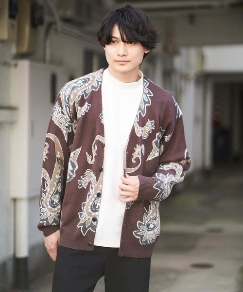 a.v.v（アーヴェヴェ）の「ペイズリー柄ワイドシルエットカーディガン（カーディガン/ボレロ・メンズ・ブラック/ライトブラウン・46/48）」の10枚目の写真