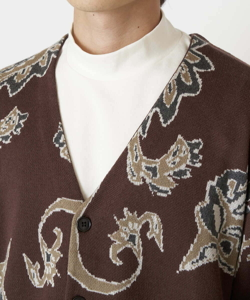 a.v.v（アーヴェヴェ）の「ペイズリー柄ワイドシルエットカーディガン（カーディガン/ボレロ・メンズ・ブラック/ライトブラウン・46/48）」の17枚目の写真