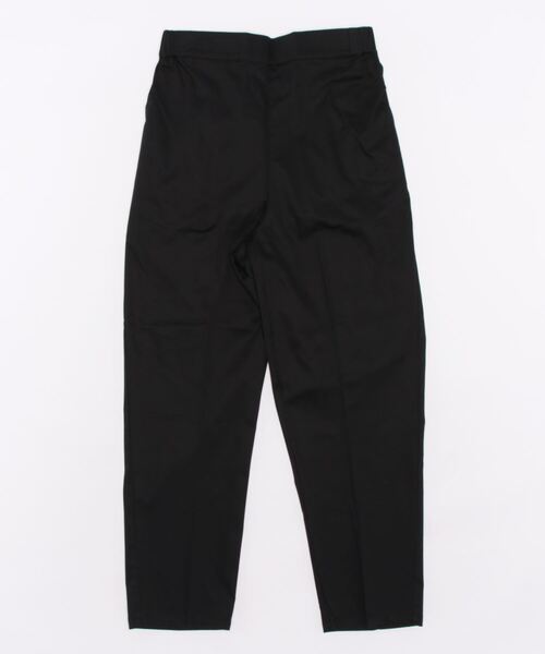 Q（キュー）の「イージーテーパードパンツ（その他パンツ・レディース・ブラック/カーキ・MEDIUM）」の6枚目の写真