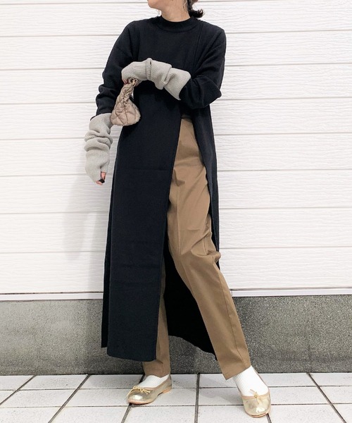 Q（キュー）の「イージーテーパードパンツ（その他パンツ・レディース・ブラック/カーキ・MEDIUM）」の4枚目の写真