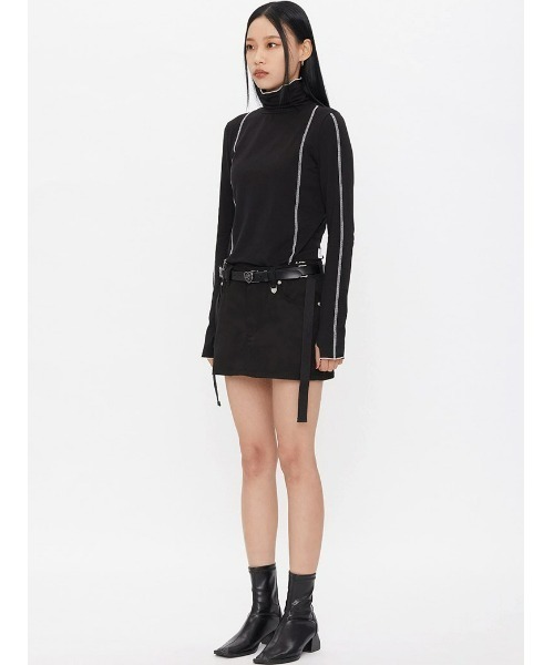 TARGETTO(ターゲット)の「A'GEM/9 × .kom『TARGETTO/ターゲット』LINING WARMER TURTLENECK/ウォーマータートルネック(Tシャツ/カットソー・レディース・ブラック/ホワイト・FREE)」の3枚目の写真