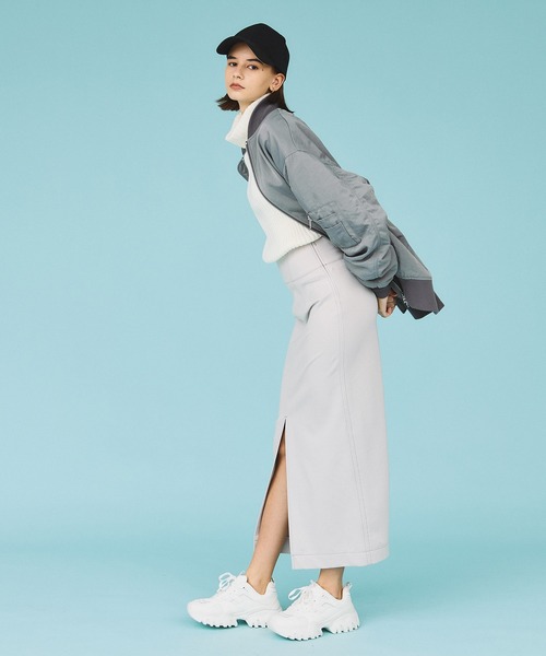 casane（カサネ）の「ロングIラインスカート（スカート・レディース・ベージュ/ブルー/ブラック・1/2）」の16枚目の写真