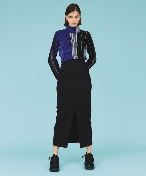 casane（カサネ）の「ロングIラインスカート（スカート・レディース・ベージュ/ブルー/ブラック・1/2）」の4枚目の写真