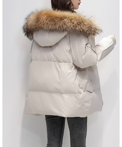 Ritzy（リッツィー）の「ファー付きエコダウンジャケット（ダウンジャケット/コート・レディース・ブラック/グリーン/アイボリー・M/L）」の4枚目の写真