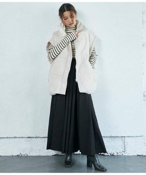 Settimissimo（セッティミッシモ）の「ヴィンテージタフタダウン風ジレ（ダウンベスト・レディース・アイボリー/ブラック・FREE）」の7枚目の写真