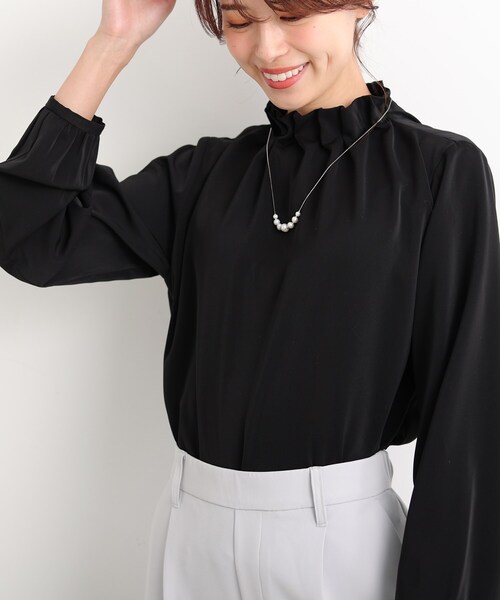 SHOO・LA・RUE（シューラルー）の「◆【S-3L】スタンドフリルブラウス（シャツ/ブラウス・レディース・アイボリー/ブラック・01/02/03/04/05）」の2枚目の写真