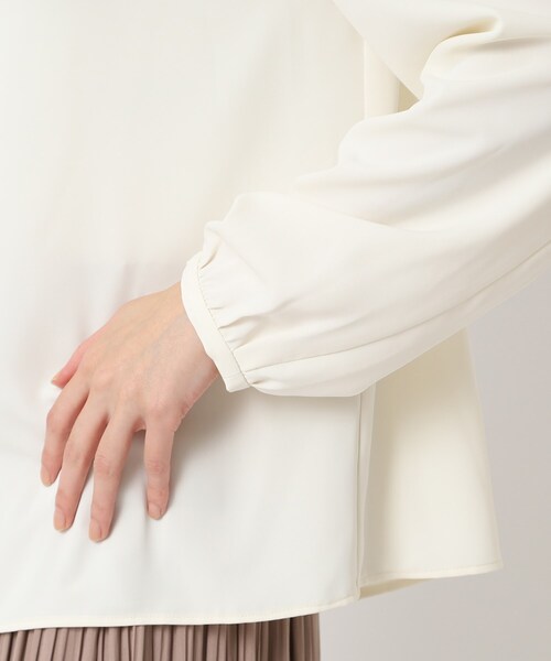 SHOO・LA・RUE（シューラルー）の「◆【S-3L】スタンドフリルブラウス（シャツ/ブラウス・レディース・アイボリー/ブラック・01/02/03/04/05）」の8枚目の写真