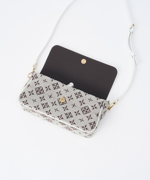 russet(ラシット)の「カラーパイピングショルダーバッグ(CE-589)(ショルダーバッグ・レディース・ホワイト/ピンク/イエロー/イエロー系その他/ベージュ/ライトグレー・FREE)」の20枚目の写真