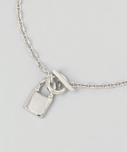 HARE（ハレ）の「PADLOCKチャームネックレス(HARE)（ネックレス・メンズ・シルバー・FREE）」の2枚目の写真