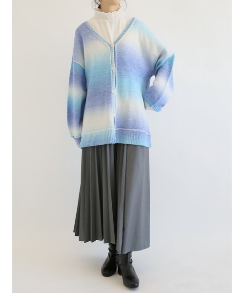 Samansa Mos2 blue（サマンサモスモスブルー）の「アシンメトリープリーツスカート（スカート・レディース・ブラック/グレー/キナリ・ﾌﾘ-）」の8枚目の写真