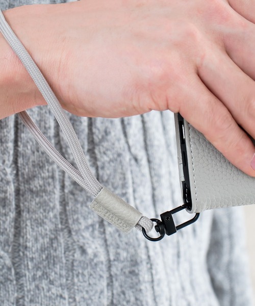 NANO universe（ナノユニバース）の「ナノ・ユニバース ハンドストラップ スマホストラップ（スマホグッズ・レディース・ブラウン/ベージュ/グレー/ブラック・ONE SIZE）」の3枚目の写真