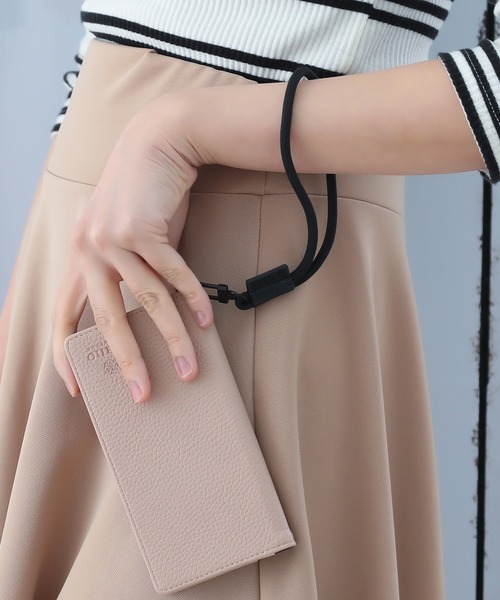 NANO universe（ナノユニバース）の「ナノ・ユニバース ハンドストラップ スマホストラップ（スマホグッズ・レディース・ブラウン/ベージュ/グレー/ブラック・ONE SIZE）」の20枚目の写真