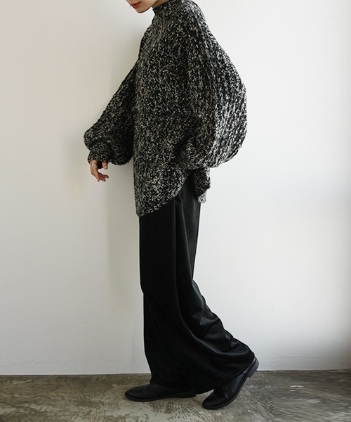 and it_（アンドイット）の「ローゲージミックスカラーニット（ニット/セーター・レディース・ベージュ/ブラック/ブルー・M/L）」の9枚目の写真