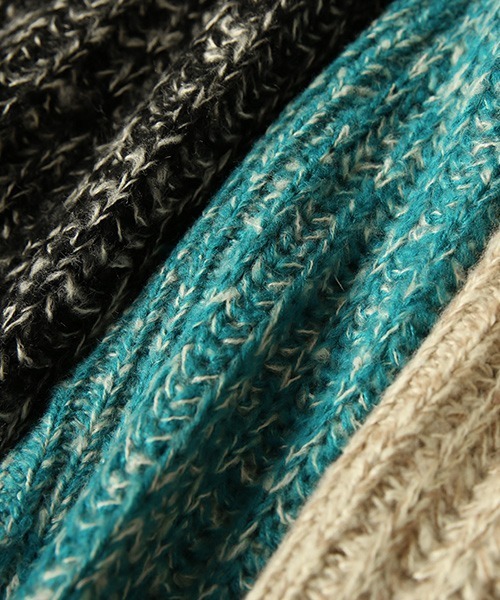 and it_（アンドイット）の「ローゲージミックスカラーニット（ニット/セーター・レディース・ベージュ/ブラック/ブルー・M/L）」の18枚目の写真