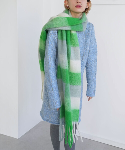 SLOBE citron.（スローブシトロン）の「SLOBE citron. CHECK MOHAIR STOLE（マフラー・レディース・ピンク/グリーン/ブラウン・FREE）」の3枚目の写真