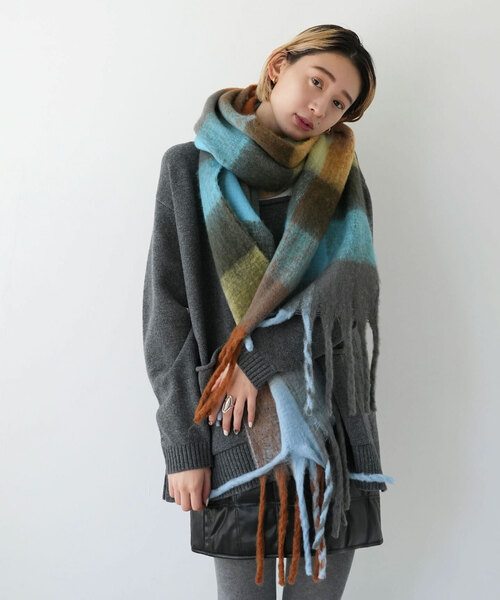 SLOBE citron.（スローブシトロン）の「SLOBE citron. CHECK MOHAIR STOLE（マフラー・レディース・ピンク/グリーン/ブラウン・FREE）」の11枚目の写真