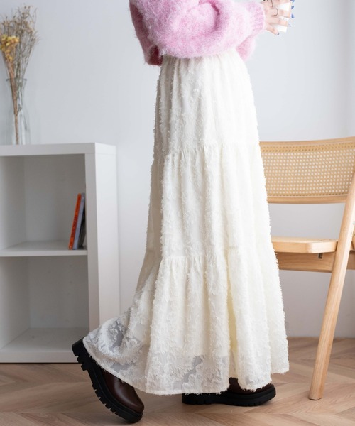 WEGO（ウィゴー）の「WEGO/フラワーシャギーティアードスカート（スカート・レディース・アイボリー/ブラック・FREE）」の8枚目の写真