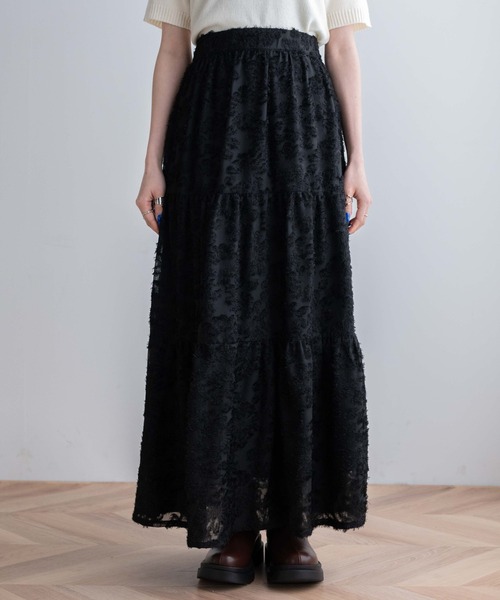 WEGO（ウィゴー）の「WEGO/フラワーシャギーティアードスカート（スカート・レディース・アイボリー/ブラック・FREE）」の5枚目の写真