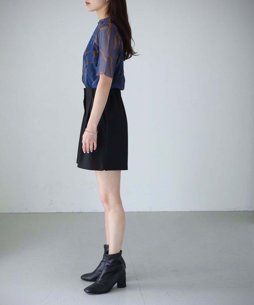 cheriella（シェリエラ）の「【cheriella】WEB限定マーブルハイネックシアートップス半袖　新色追加（Tシャツ/カットソー・レディース・グレイッシュベージュ/ブラック/ブルー/カーキ/グレー/ブルーグリーン/グレー系その他/ワイン・M）」の18枚目の写真