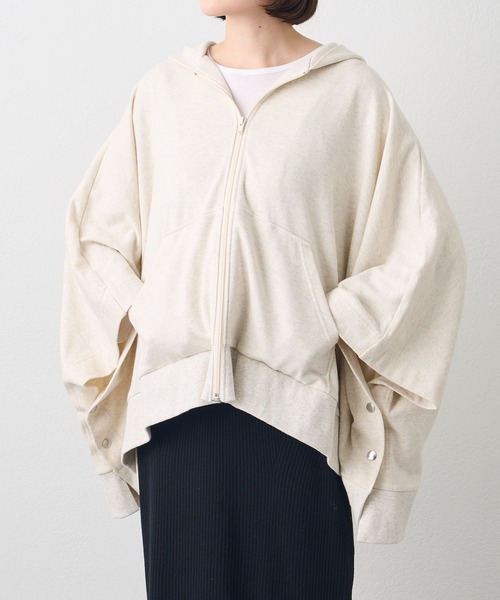 russet（ラシット）の「スウェットポンチョ(O-063)（パーカー・レディース・ブラック/ネイビー/ホワイト・FREE）」の10枚目の写真