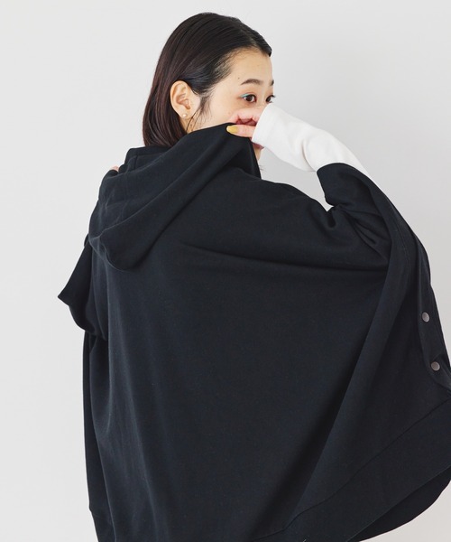 russet（ラシット）の「スウェットポンチョ(O-063)（パーカー・レディース・ブラック/ネイビー/ホワイト・FREE）」の7枚目の写真