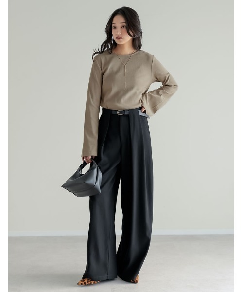 Re:EDIT（リエディ）の「[新色追加][累計販売枚数2.2万枚突破]クルーネックフレアスリーブリブカットソートップス（Tシャツ/カットソー・レディース・ブラック×ホワイト/ブラック/ホワイト/ホワイト×ブラック/イエロー/ブルー/グレー/ブラック系その他/グリーン/ホワイト系その他/グレー系その他/グリーン系その他/ホワイト系その他2/ブラウン/グレイッシュベージュ・MEDIUM/LARGE）」の22枚目の写真