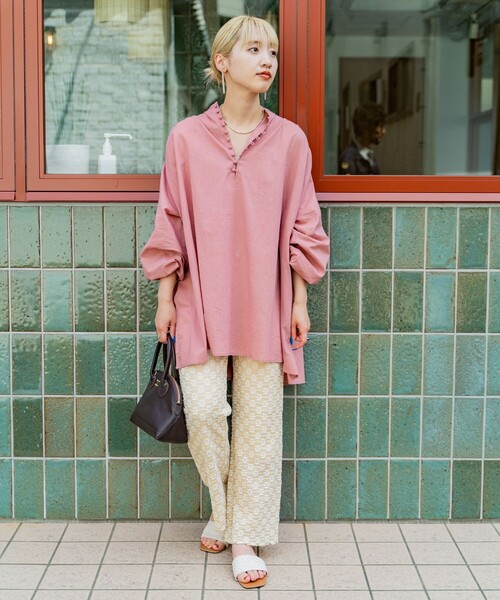 FREAK'S STORE（フリークスストア）の「【限定展開】 インド クルミボタン ブラウス（シャツ/ブラウス・レディース・ブルーグリーン/ブラック/オフホワイト/ブルー/ラベンダー/イエロー/ピンク・ﾌﾘ-）」の15枚目の写真