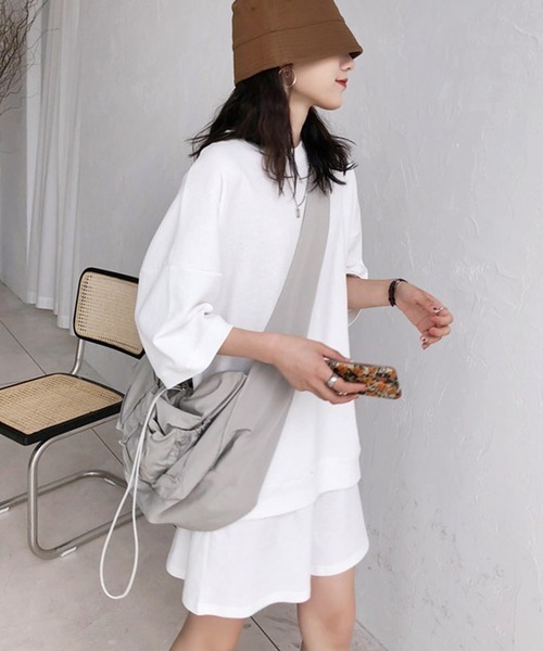wears（ウェアーズ）の「【セットアップ】無地 カジュアルルームウェア（ルームウェア/パジャマ・レディース・ブラック/グレー/ホワイト・FREE）」の2枚目の写真