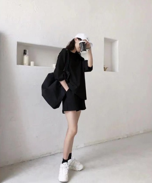 wears（ウェアーズ）の「【セットアップ】無地 カジュアルルームウェア（ルームウェア/パジャマ・レディース・ブラック/グレー/ホワイト・FREE）」の15枚目の写真