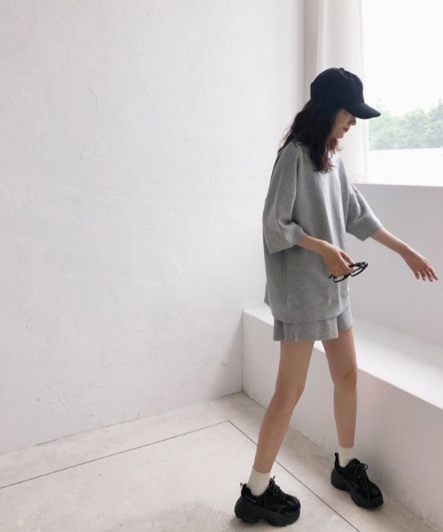 wears（ウェアーズ）の「【セットアップ】無地 カジュアルルームウェア（ルームウェア/パジャマ・レディース・ブラック/グレー/ホワイト・FREE）」の22枚目の写真