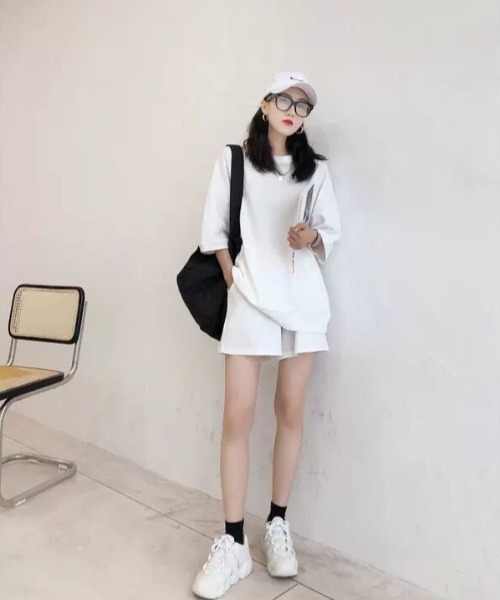wears（ウェアーズ）の「【セットアップ】無地 カジュアルルームウェア（ルームウェア/パジャマ・レディース・ブラック/グレー/ホワイト・FREE）」の12枚目の写真