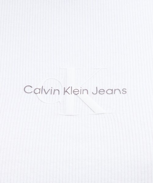 Calvin Klein（カルバン・クライン）の「モノグラム ロゴ ベイビーTシャツ（Tシャツ/カットソー・レディース・ブラック/ホワイト/グリーン系その他/ピンク・S/M/L/XS）」の19枚目の写真