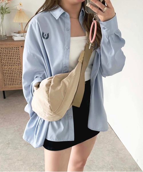 apres jour(アプレジュール)の「【apres jour×ARIAZ】ショルダーバッグ(ショルダーバッグ・レディース・アイボリー/ブラック/ピンク/カーキ/オフホワイト/ベージュ/ネイビー・FREE)」の4枚目の写真