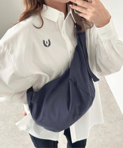 apres jour(アプレジュール)の「【apres jour×ARIAZ】ショルダーバッグ(ショルダーバッグ・レディース・アイボリー/ブラック/ピンク/カーキ/オフホワイト/ベージュ/ネイビー・FREE)」の6枚目の写真