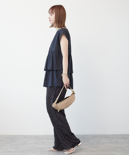 AULENTTI/オウレンティ レザーキルティングBODYBAG AULENTTI オウレンティ ボディバッグ DI-2964 レディース ベルト