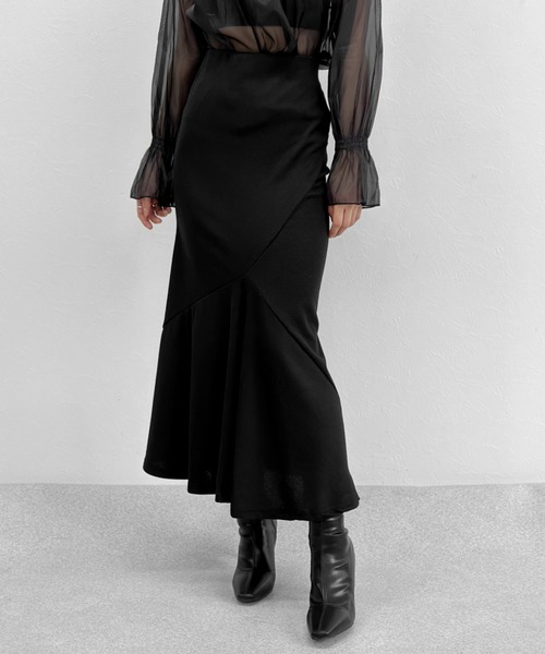 LVEU.(ラブユ.)の「Asymmetric mermaid skirt / アシンメトリーマーメイドスカート(スカート・レディース・グレー/ブラック・FREE)」の2枚目の写真