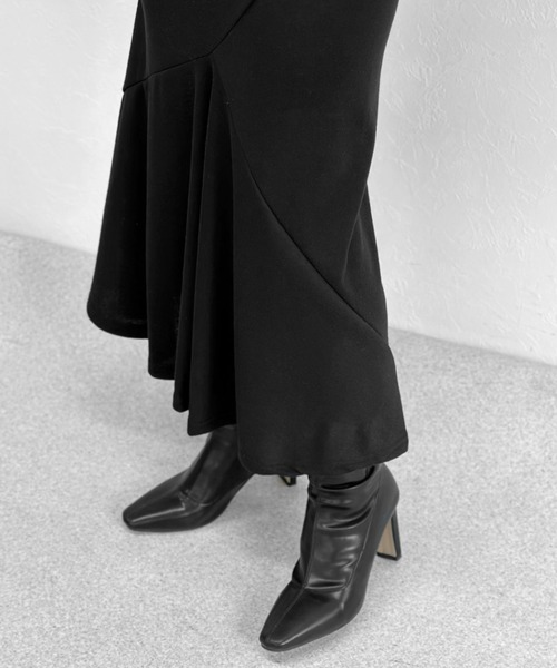 LVEU.(ラブユ.)の「Asymmetric mermaid skirt / アシンメトリーマーメイドスカート(スカート・レディース・グレー/ブラック・FREE)」の11枚目の写真