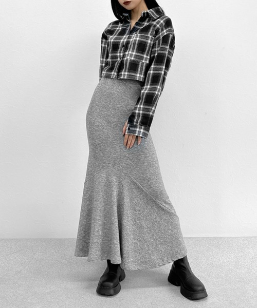 LVEU.(ラブユ.)の「Asymmetric mermaid skirt / アシンメトリーマーメイドスカート(スカート・レディース・グレー/ブラック・FREE)」の22枚目の写真
