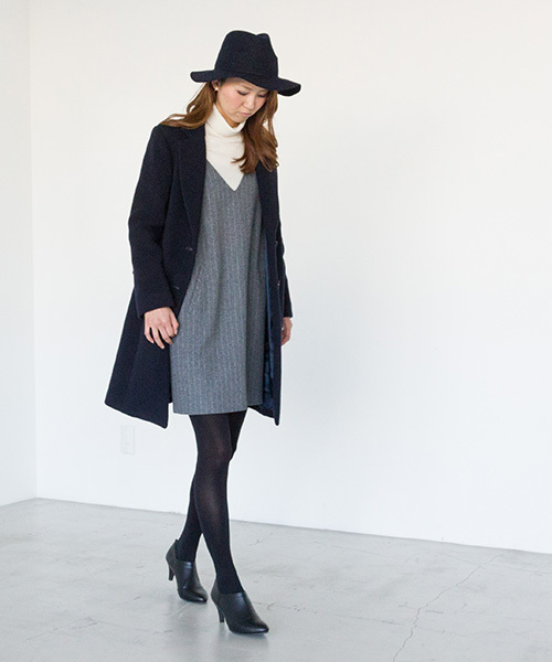 NATURAL BEAUTY BASIC(ナチュラルビューティーベーシック)の「【andGIRL 12月号掲載】【AneCan 12月号掲載】【JJ 12月号掲載】ファインメリノウールリブ14Gタートルニット(ニット/セーター・レディース・ブラック/グレー/ホワイト系その他/オフホワイト/ダークネイビー・MEDIUM)」の14枚目の写真