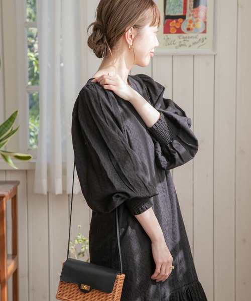 正規品♡ベビモコパンジャガードワンピース♡ブラウン バックサテン×ラメカットジャガードワンピース | AND ON JIONE