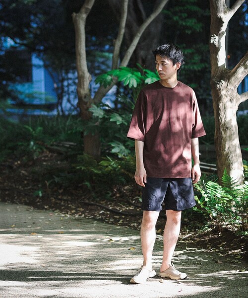 BEAMS(ビームス)の「BEAMS / ルーズ シルケット Tシャツ(Tシャツ/カットソー・メンズ・ブラック/ホワイト系その他6/ブラウン・S/M/L/XL)」の6枚目の写真