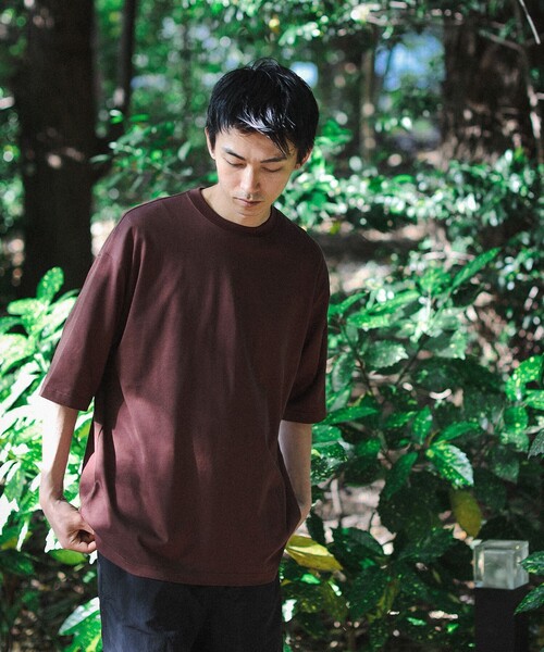 BEAMS(ビームス)の「BEAMS / ルーズ シルケット Tシャツ(Tシャツ/カットソー・メンズ・ブラック/ホワイト系その他6/ブラウン・S/M/L/XL)」の7枚目の写真