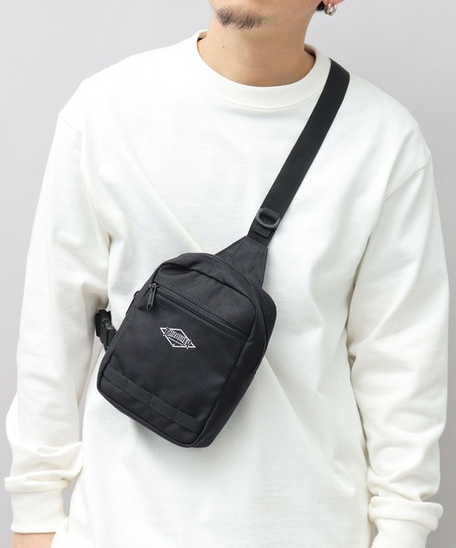 THRASHER（スラッシャー）の「撥水加工 ポリエステル ボックス型 ミニボディバッグ（ボディバッグ/ウエストポーチ・メンズ・ブラック・FREE）」の19枚目の写真