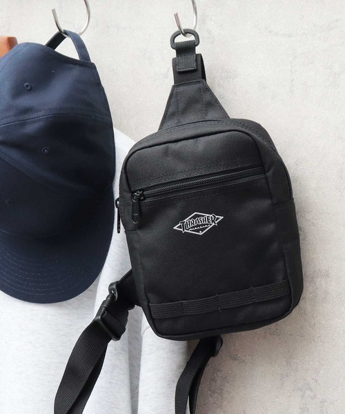 THRASHER（スラッシャー）の「撥水加工 ポリエステル ボックス型 ミニボディバッグ（ボディバッグ/ウエストポーチ・メンズ・ブラック・FREE）」の11枚目の写真
