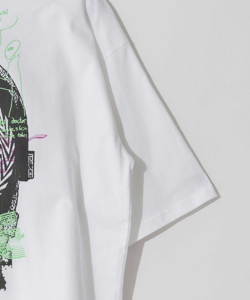 MAISON SPECIAL（メゾンスペシャル）の「《ユニセックスアイテム》「MACHINE」ハンドプリントオーバーサイズクルーネックTシャツ【MAISON SPECIAL/メゾンスペシャル】（Tシャツ/カットソー・メンズ・ホワイト/ブラック・0/1/2）」の6枚目の写真