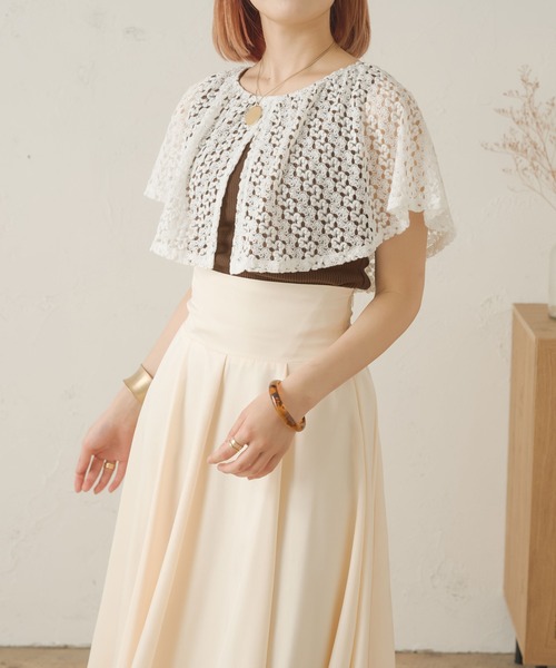 Ambre Neige(アンブルネージュ)の「レースカラートップス/【WEB/EC限定商品】(Tシャツ/カットソー・レディース・アイボリー/ダークブラウン・FREE)」の13枚目の写真