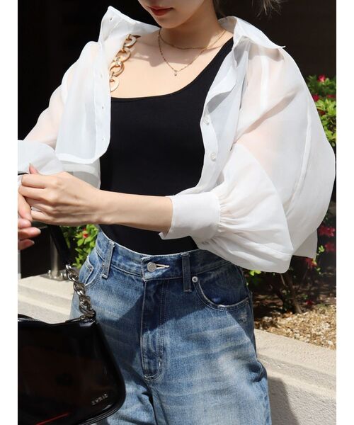 EVRIS（エヴリス）の「シアークロップドシャツ（シャツ/ブラウス・レディース・ブラック/ピンク/ブルー/ホワイト・FREE）」の5枚目の写真