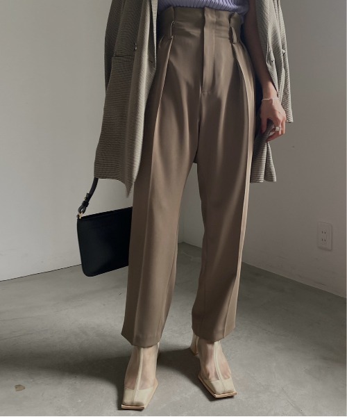 専用♥Ameri EASY TUCK HALF PANTS 　アイボリー M NEW ITEM